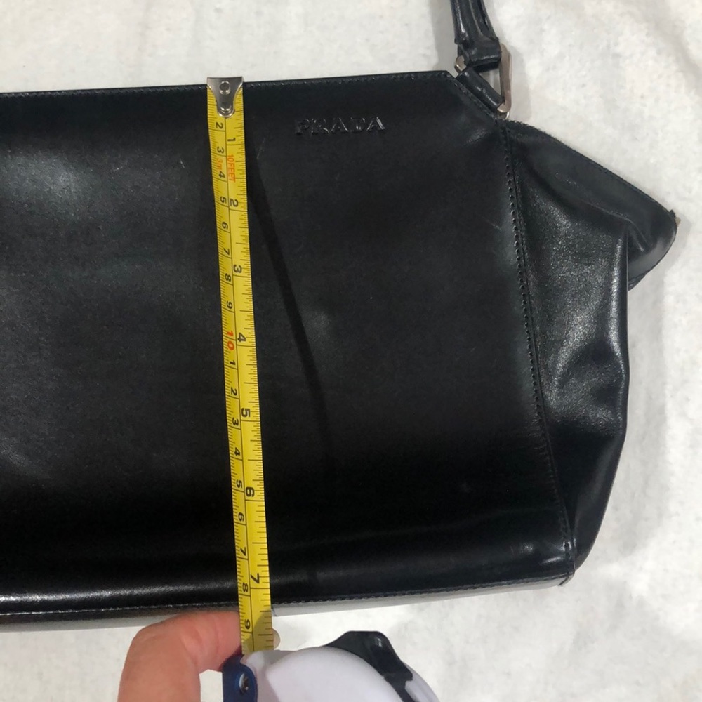 Prada leather handbag - Picture 9 of 11